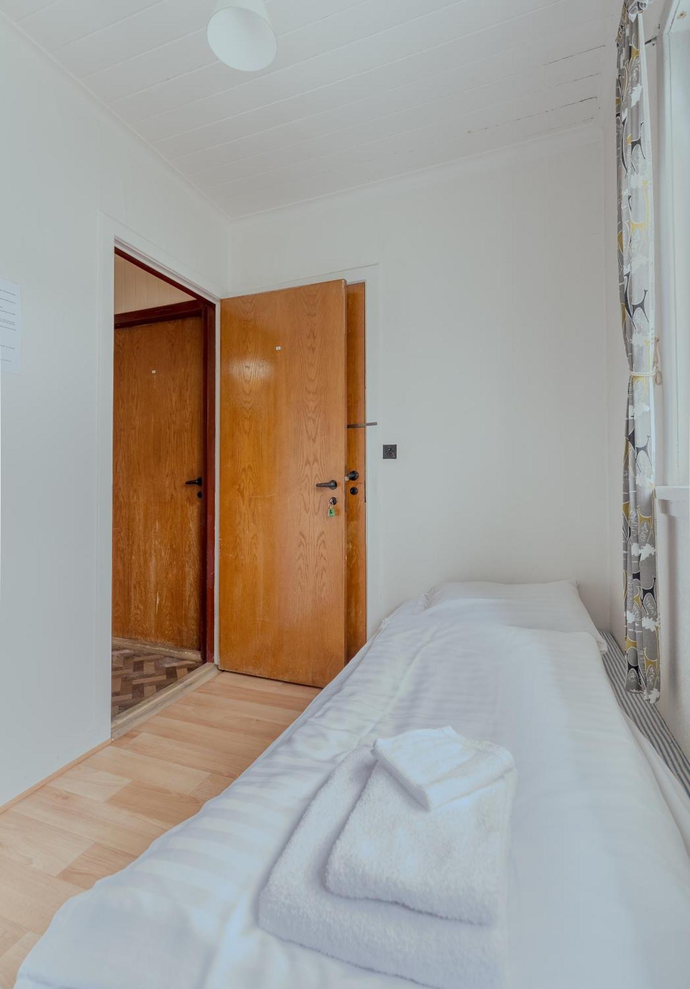 The Cookie Store Guesthouse Torshavn Ngoại thất bức ảnh