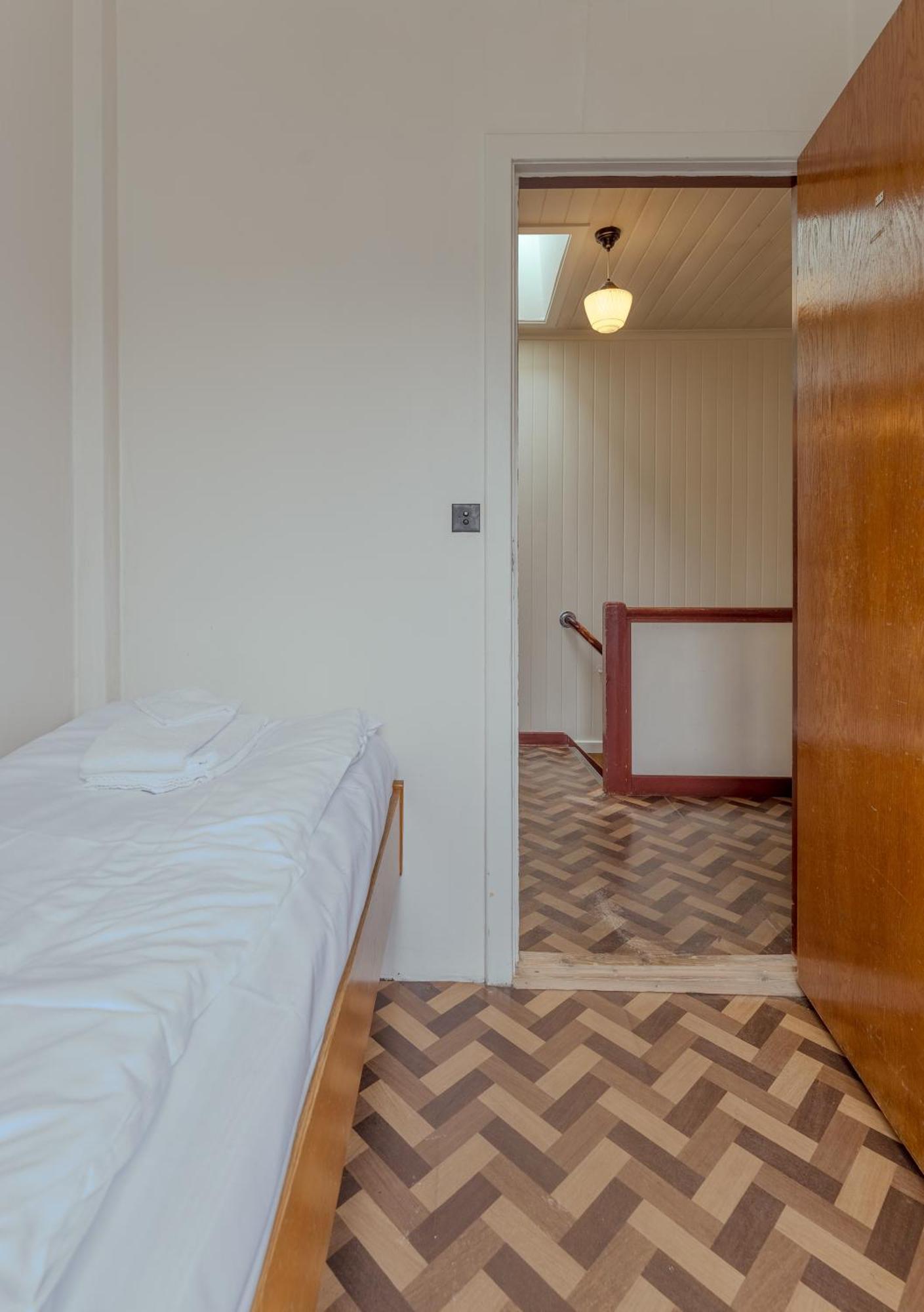 The Cookie Store Guesthouse Torshavn Ngoại thất bức ảnh